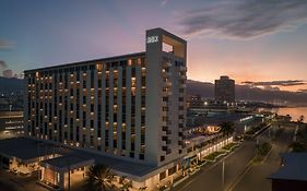 Rok Hotel Kingston, Tapestry Collection By Hilton